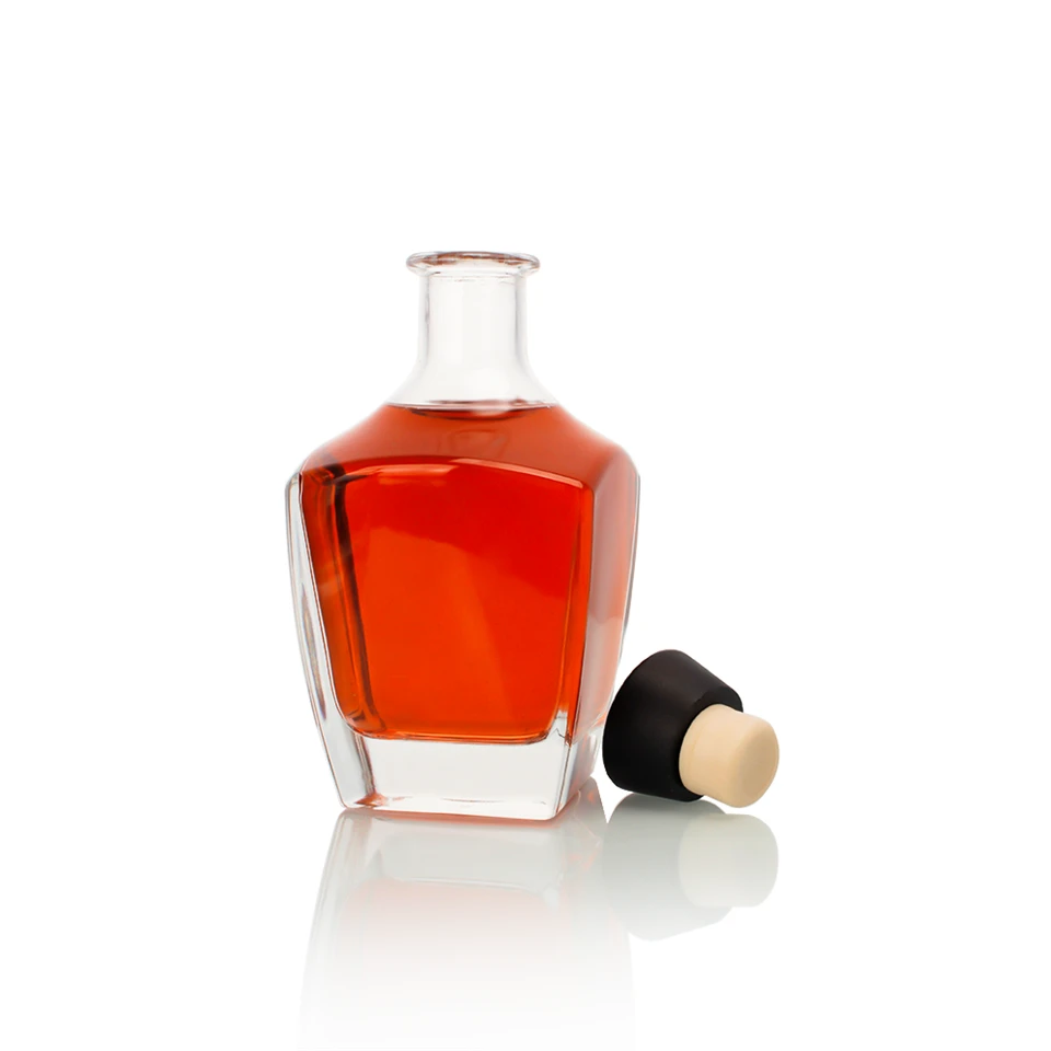 CHANGYOUGLASS Customizable Luxury Empty Square Clear Alcohol Glass Bottles With Cork Stopper Sizes Whiskey Brandy Tequila Gin