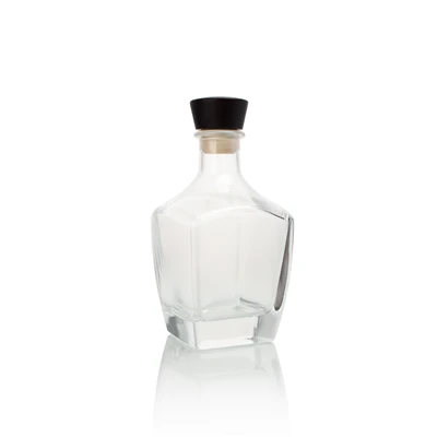 Premium Borosilicate Square Whiskey Bottle Premium Borosilicate Square Whiskey Bottle